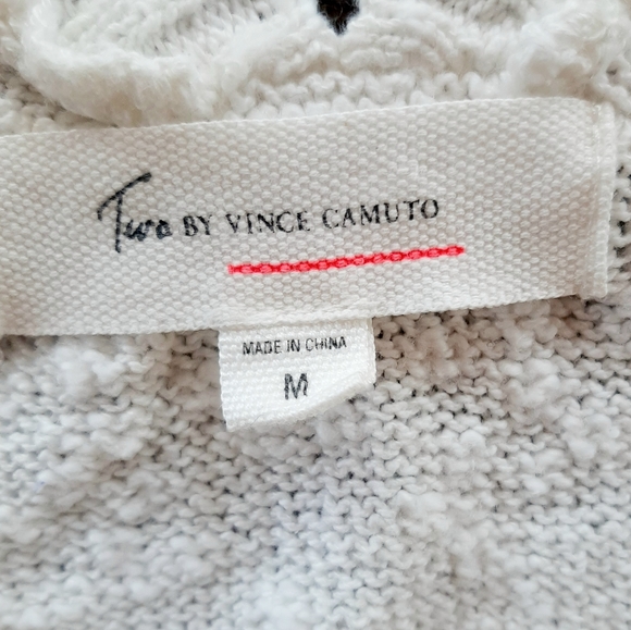 🌺Two by Vince Camuto boucle knit short sleeve - Picture 3 of 5
